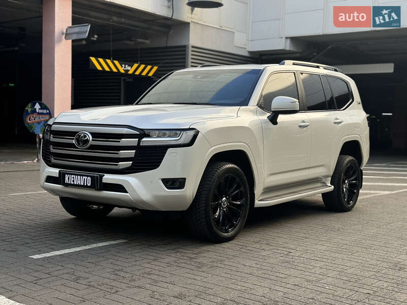 Toyota Land cruiser (2022)
