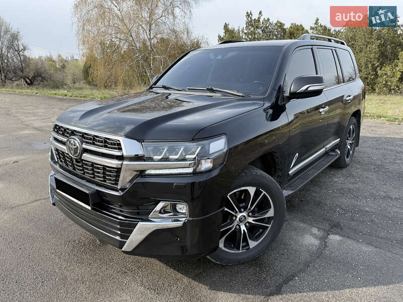 Toyota Land cruiser (2020)