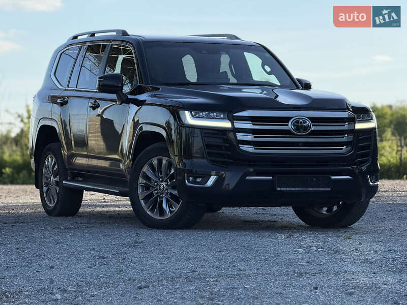 Toyota Land cruiser (2023)