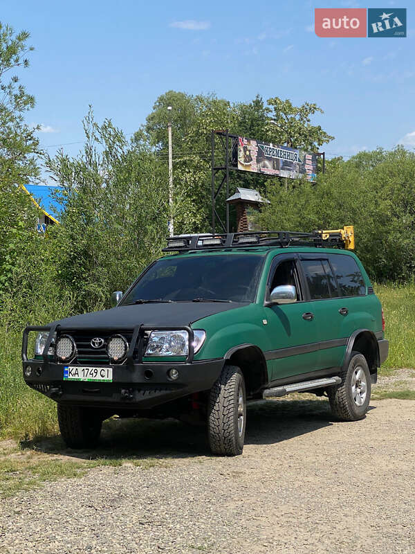 Toyota Land cruiser (1998)