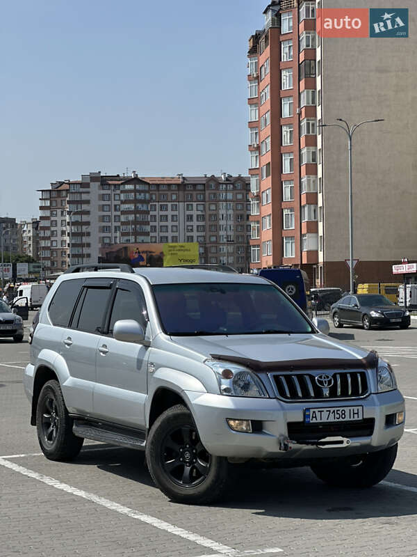 Toyota Land cruiser (2004)