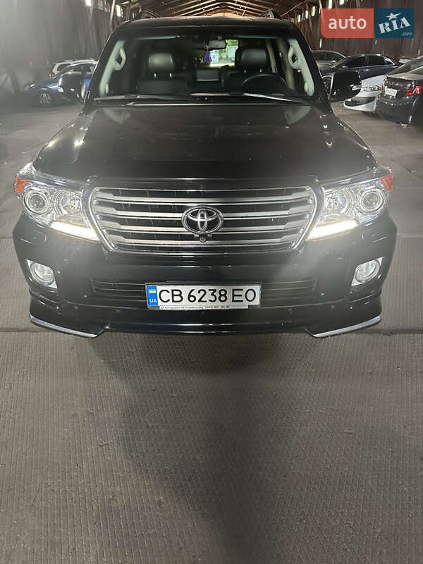 Toyota Land cruiser (2014)
