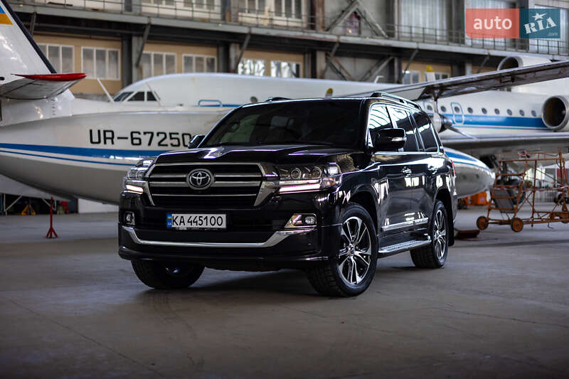 Toyota Land cruiser (2020)