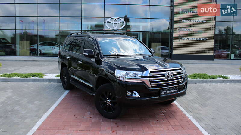 Toyota Land cruiser (2019)