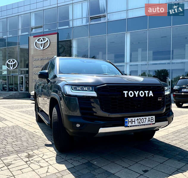 Toyota Land cruiser (2023)
