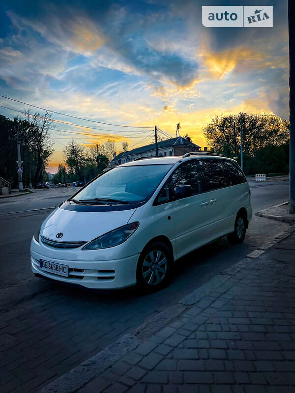 Toyota Previa (2000)