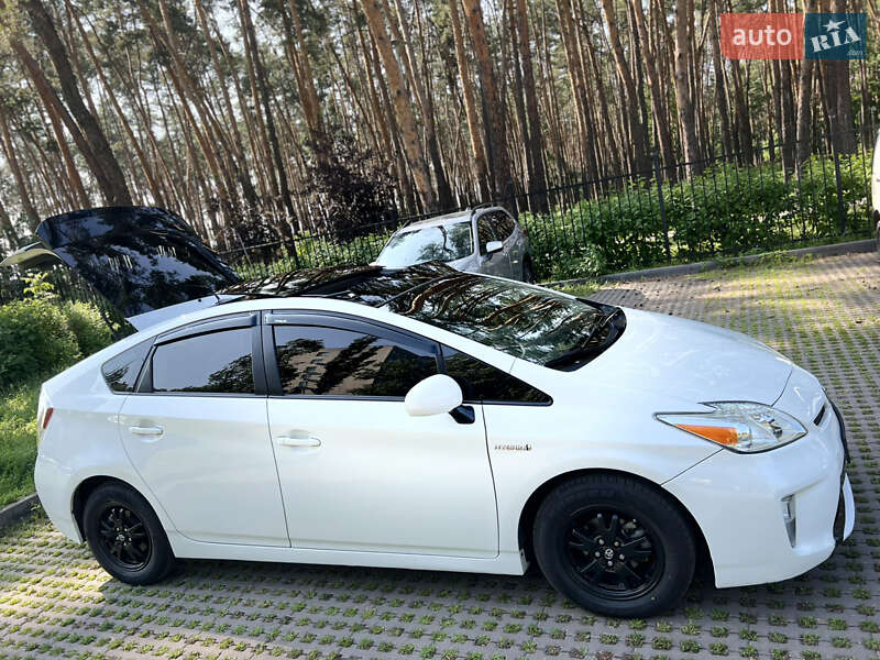 Toyota Prius (2014)
