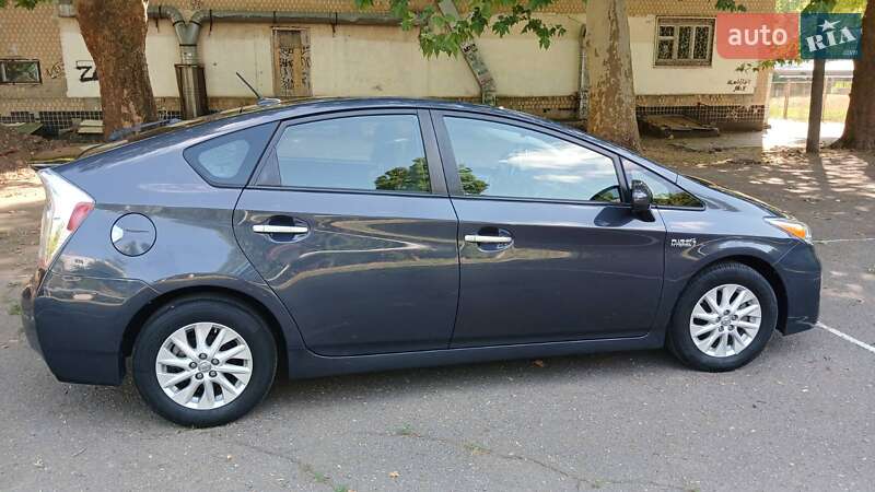 Toyota Prius (2013)