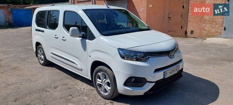 Toyota Proace city verso (2021)