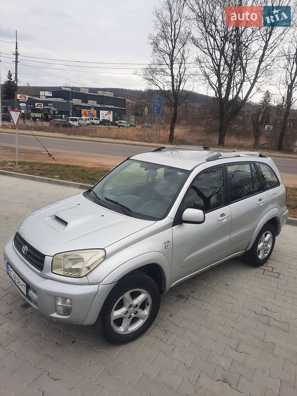Toyota Rav4 (2002)