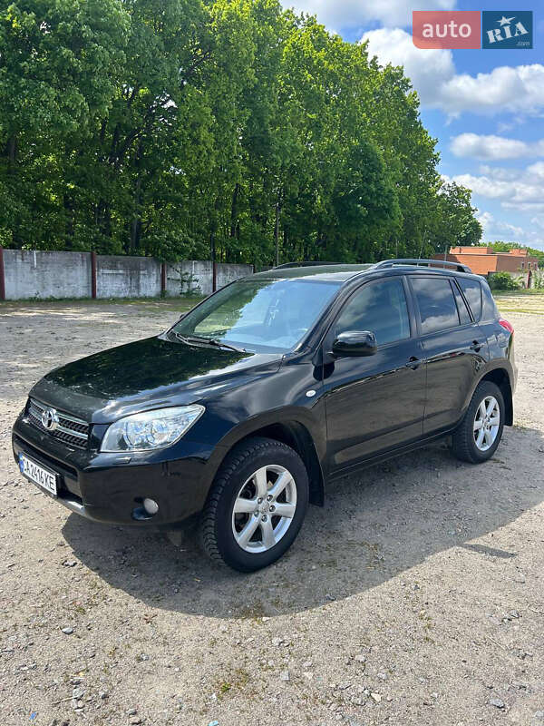 Toyota Rav4 (2008)