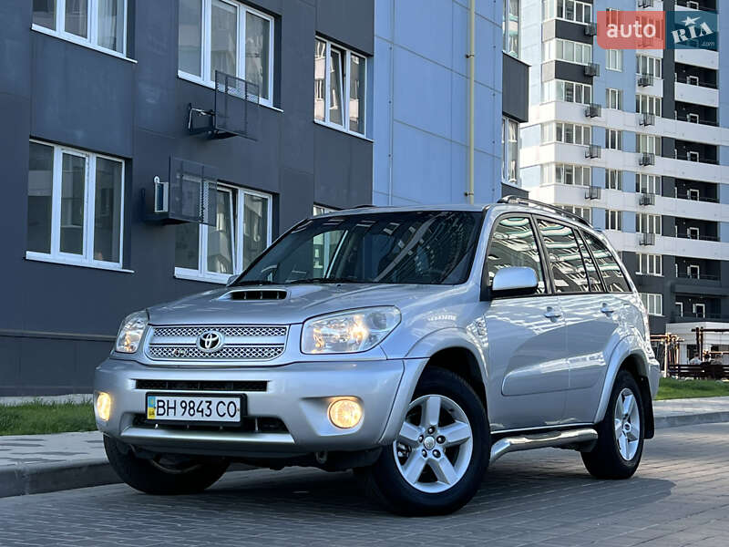 Toyota Rav4 (2005)