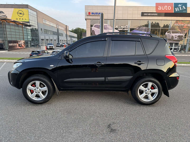 Toyota Rav4 (2006)