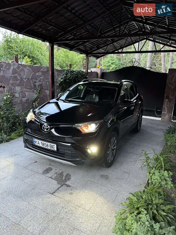 Toyota Rav4 (2015)