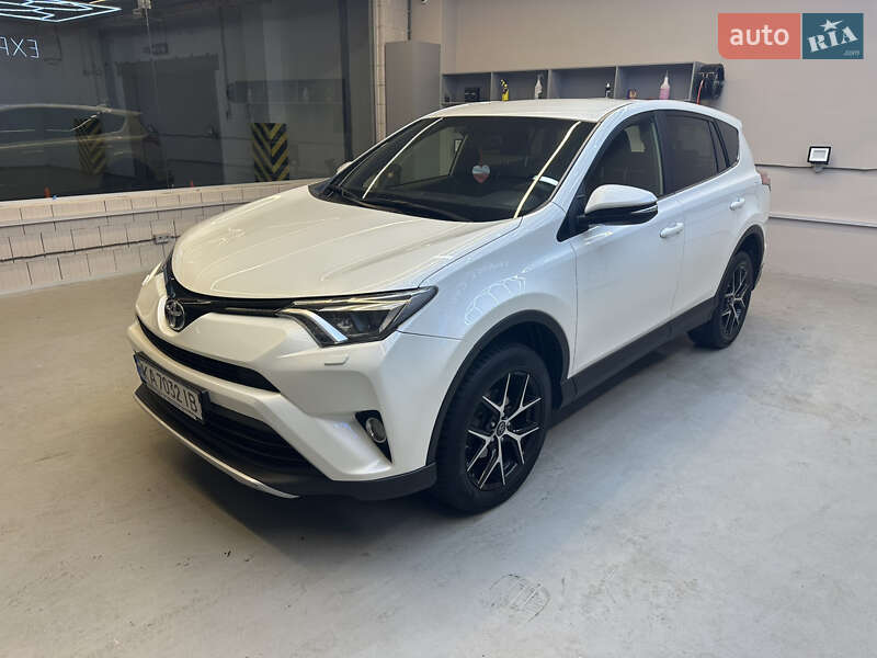Toyota Rav4 (2017)