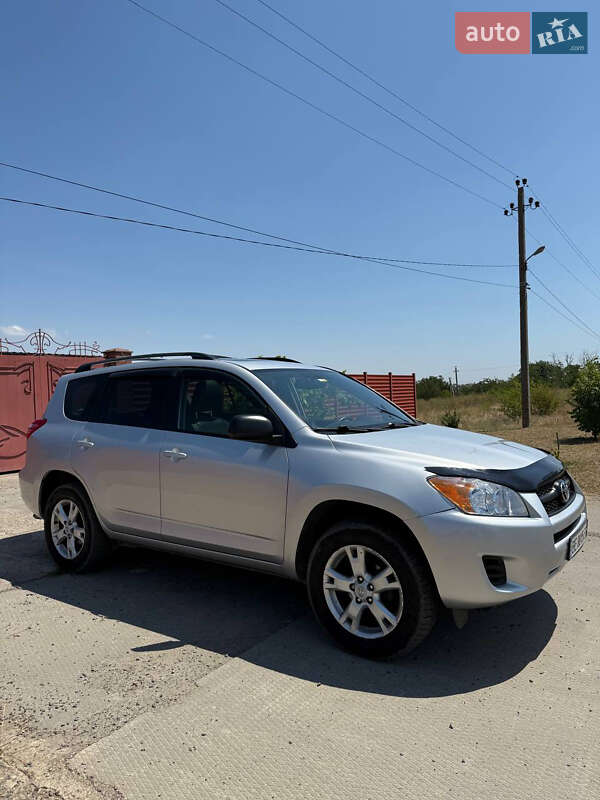 Toyota Rav4 (2011)