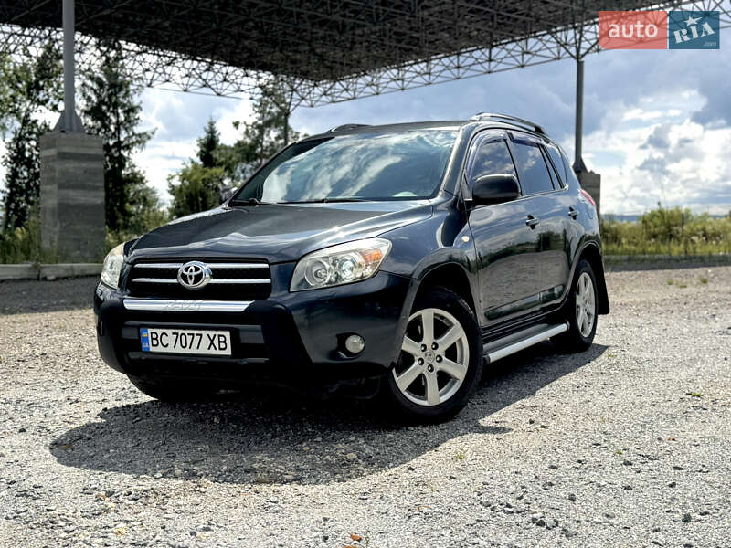 Toyota Rav4 (2008)