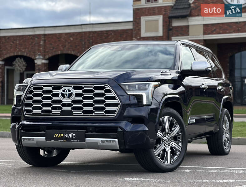 Toyota Sequoia (2023)