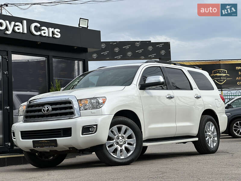 Toyota Sequoia (2011)