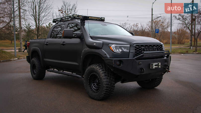Toyota Tundra (2008)