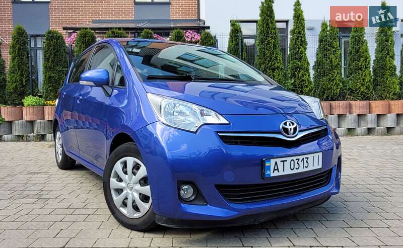 Toyota Verso-s (2013)