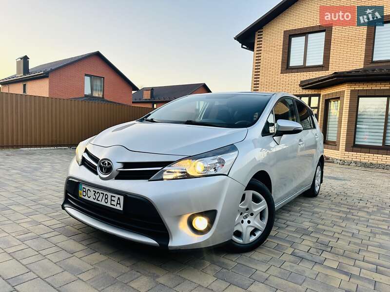 Toyota Verso (2013)