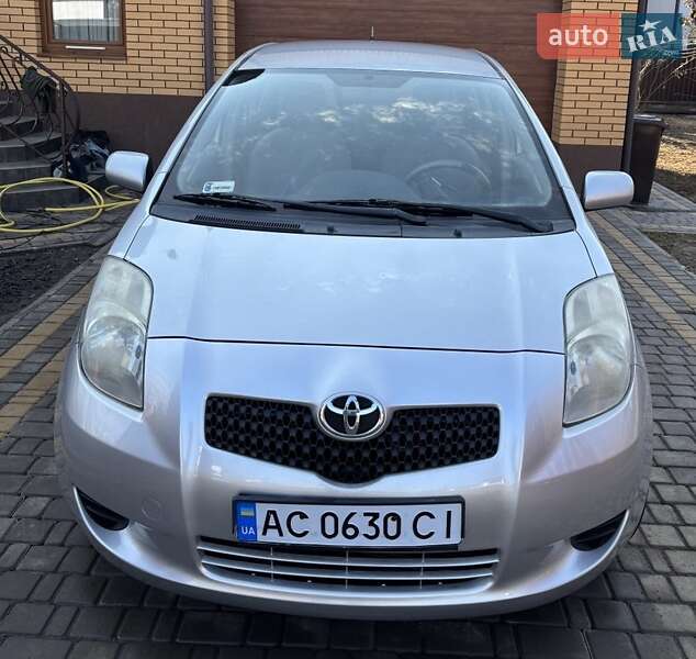 Toyota Yaris (2008)