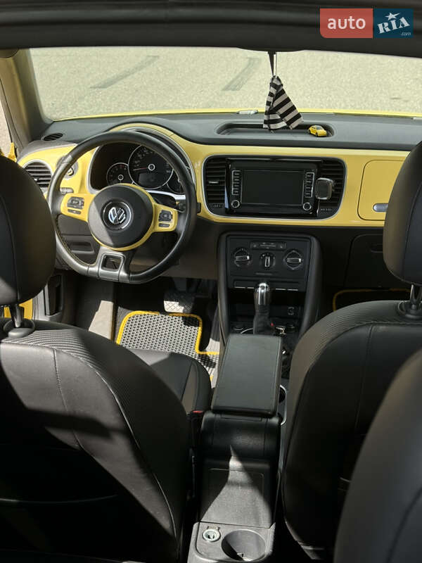 Volkswagen Beetle (2012)