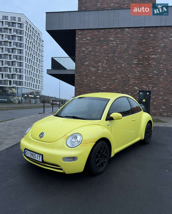 Volkswagen New beetle (2001)