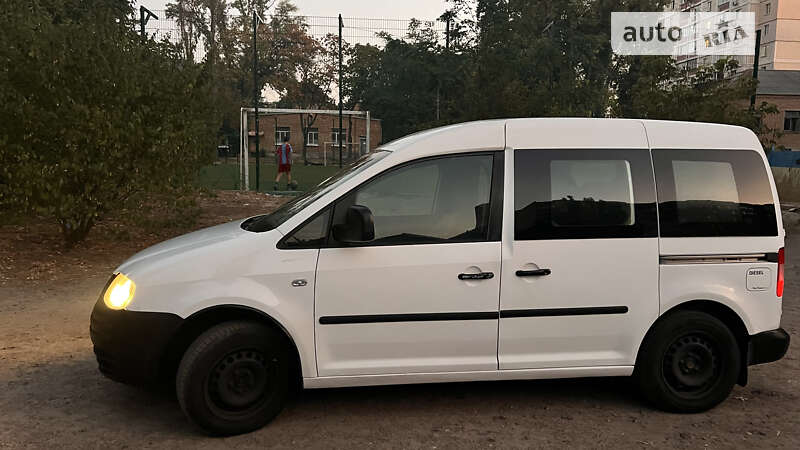 Volkswagen Caddy (2005)