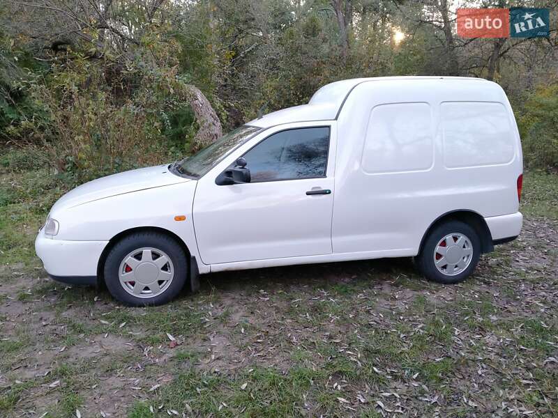 Volkswagen Caddy (2001)