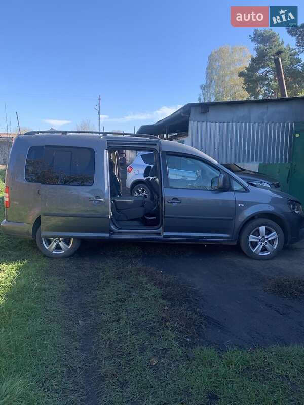 Volkswagen Caddy (2012)