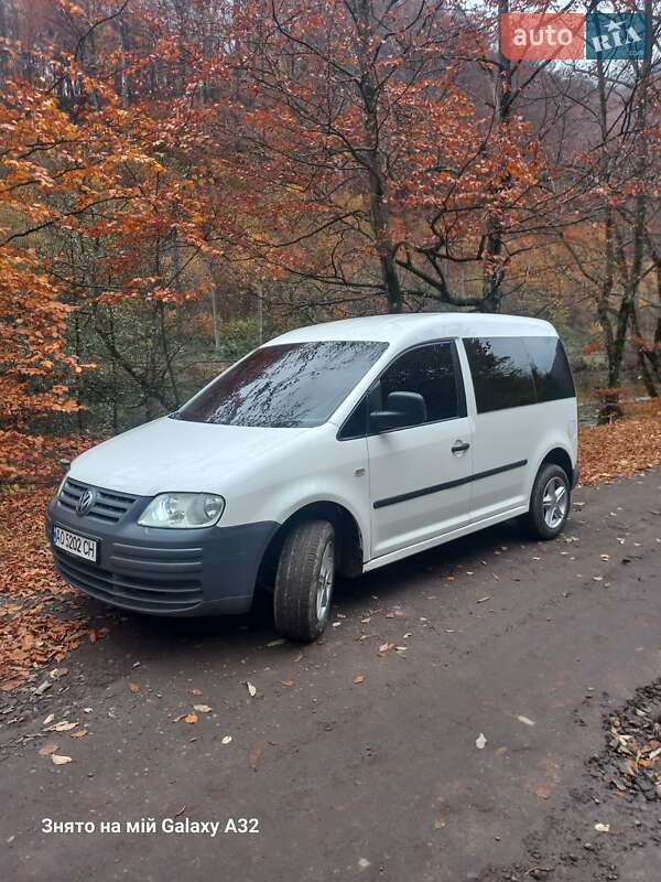 Volkswagen Caddy (2005)
