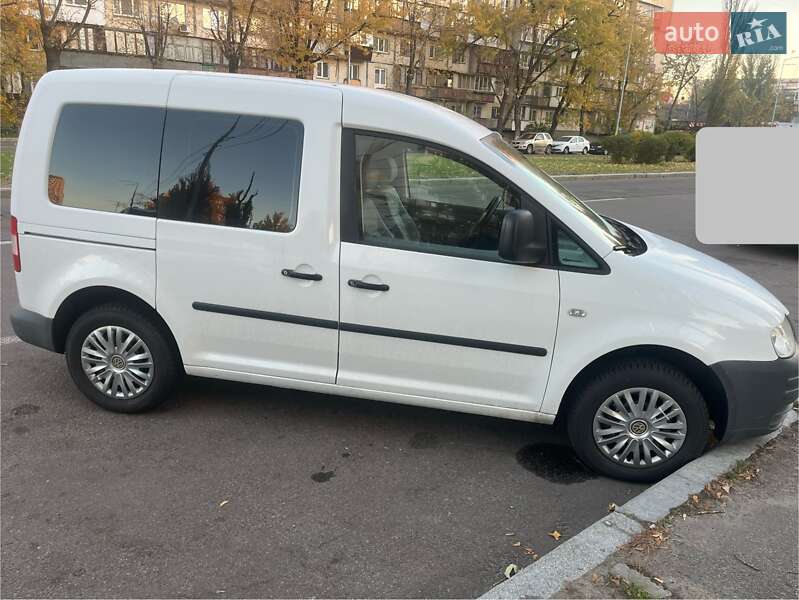 Volkswagen Caddy (2006)