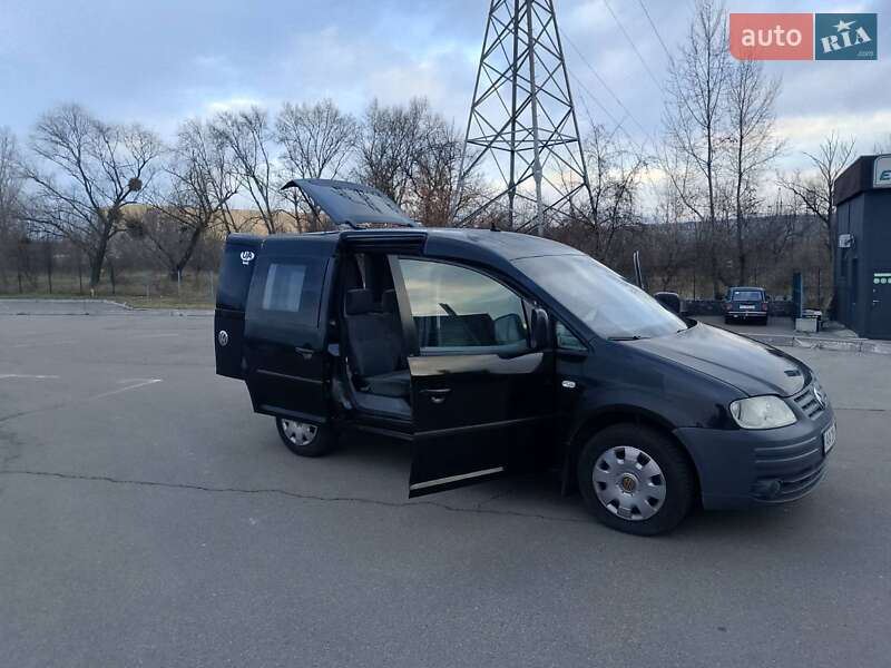 Volkswagen Caddy (2005)