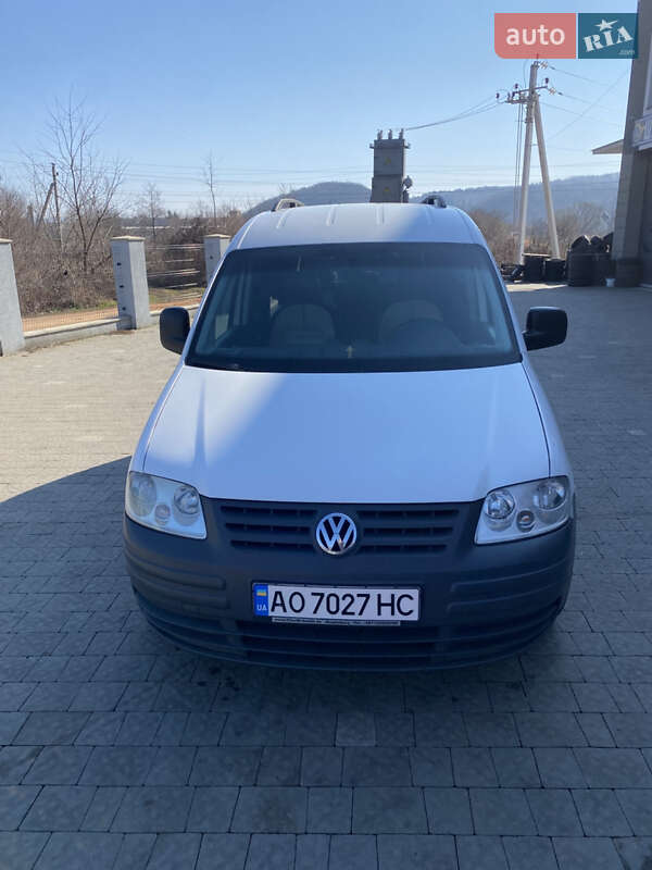 Volkswagen Caddy (2006)