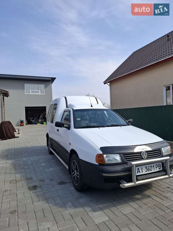 Volkswagen Caddy (2003)