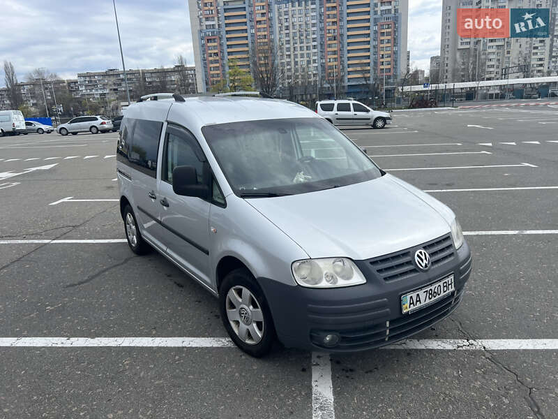 Volkswagen Caddy (2008)