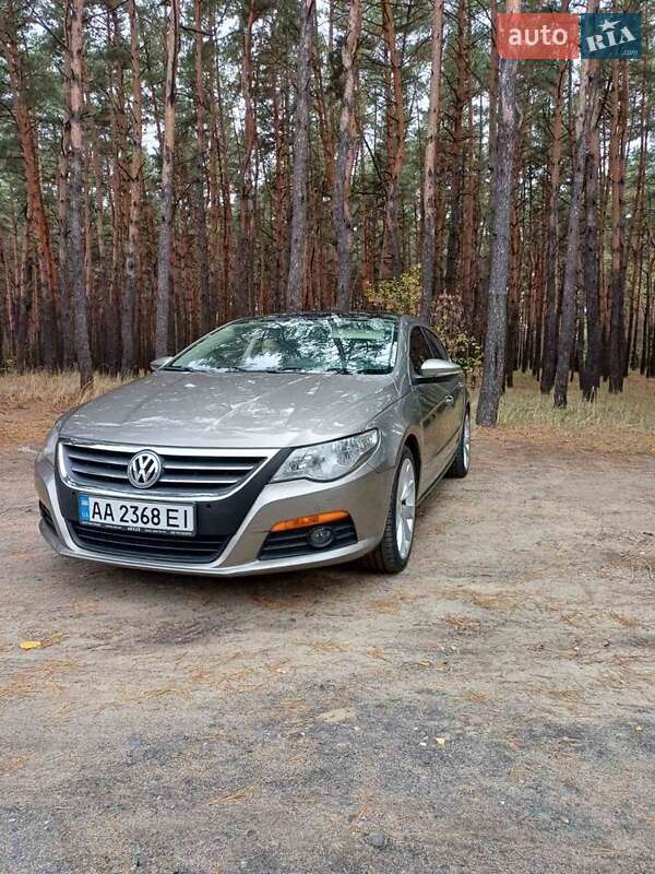 Volkswagen Cc - passat cc (2010)