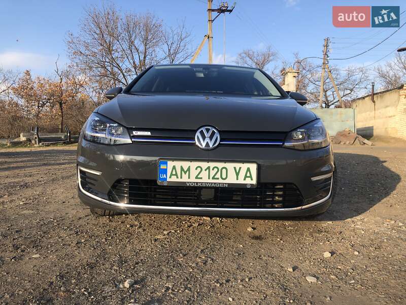 Volkswagen E-golf (2020)