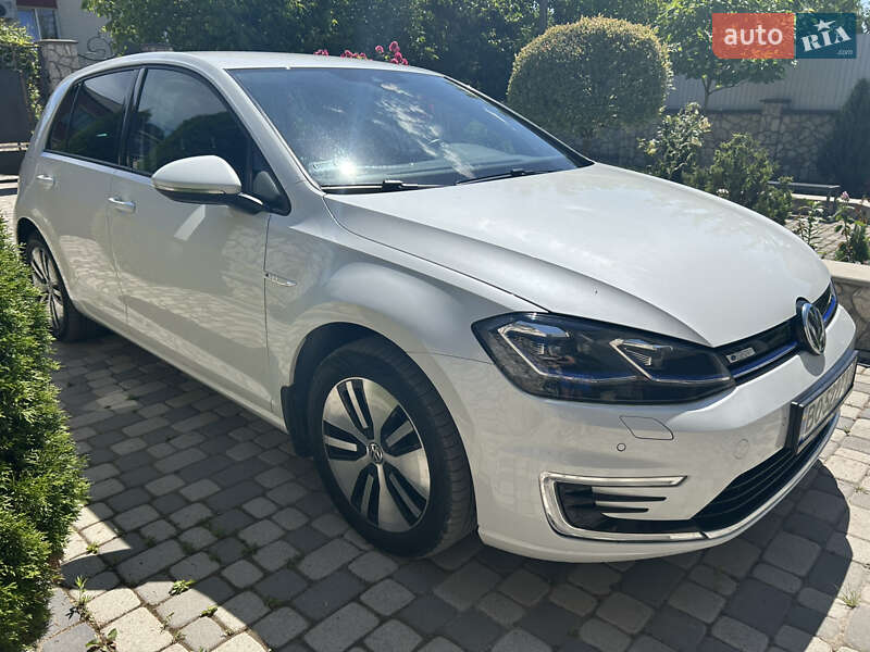 Volkswagen E-golf (2019)