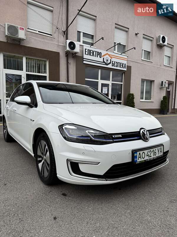 Volkswagen E-golf (2017)
