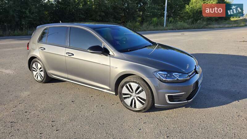 Volkswagen E-golf (2017)