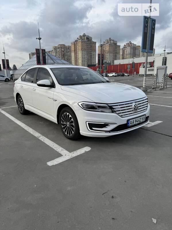 Volkswagen E-lavida (2019)