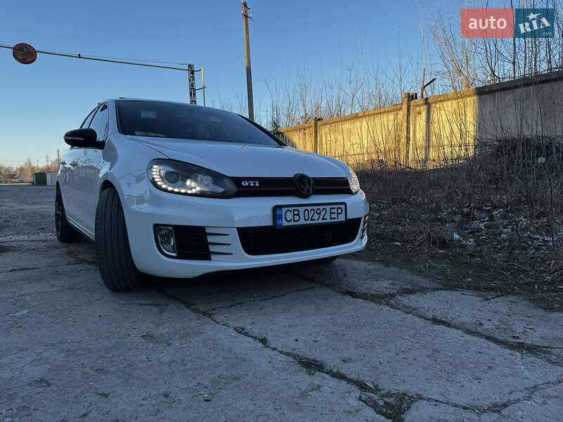 Volkswagen Golf gti (2011)