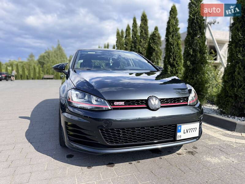 Volkswagen Golf gti (2016)