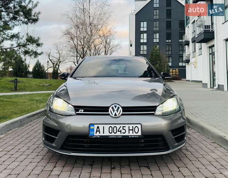 Volkswagen Golf r (2015)