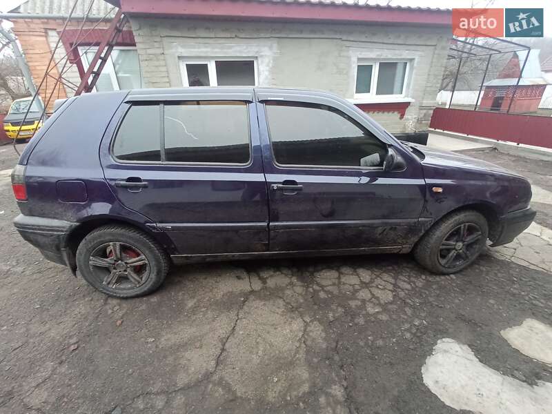Volkswagen Golf (1997)