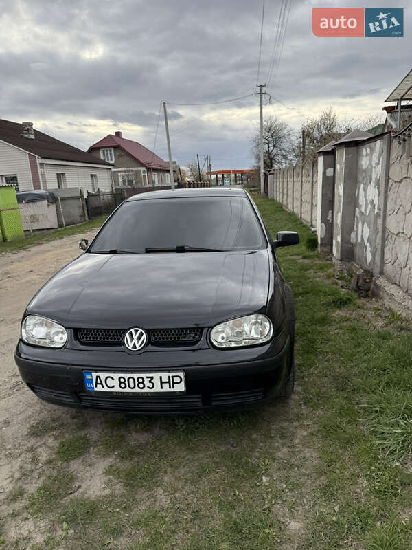 Volkswagen Golf (1999)