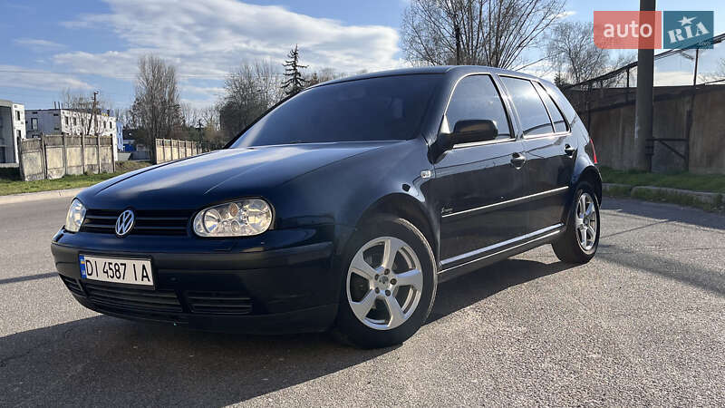 Volkswagen Golf (2002)
